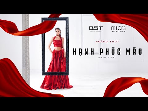 Thể hiện bởi Hoàng Thùy