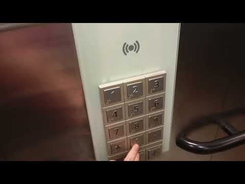 2010's Schindler 3300 MRL Traction Elevator in UEM courses at Zona 07