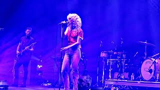 PARAMORE - HATE TO SEE YOUR HEART BREAK | MOTORPOINT ARENA, CARDIFF