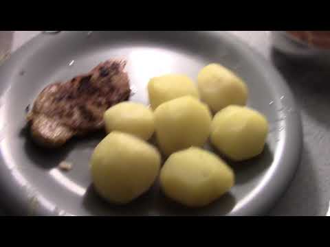 MongoTV_1480 - Min Aftensmad - Svinekoteletter Med Kartofler og Brun Sovs