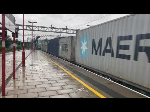 4M88 Felixstowe to Ditton Terminal