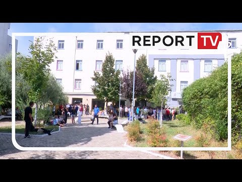 ‘Radhë qumështi’ për regjistrimin në konvikte! Studentët presin mes turmës që në ditën e parë!