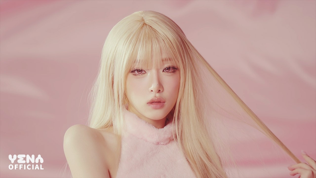 YENA(최예나) - '캐치 캐치' M/V