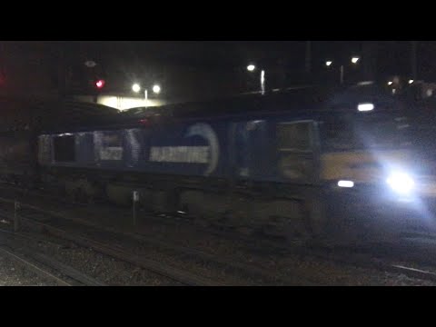 GBRF/Maritime Class 66727 sweeps through Ashford International working 6B57 20/12/19