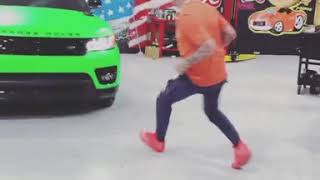 Lary over - se enloqueció con su carro 🔥