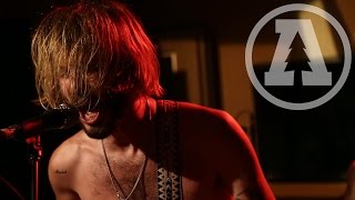 El Fugitivo Music Video