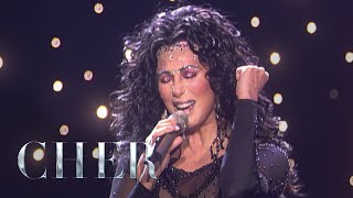 Download lagu Cher Sings “If I Could Turn Back Time” on The Farewell Tour (11/08/2092) mp3