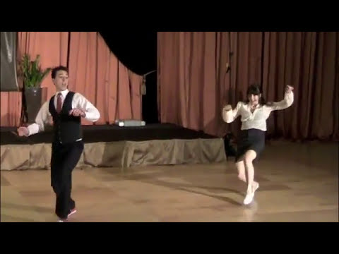 2009 ILHC Laura Glaess and Ben L : #lindyhop choreography classic showcase swing dance Charleston