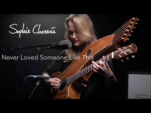 Never Loved Someone Like This - Sophie Chassée (Livesession)