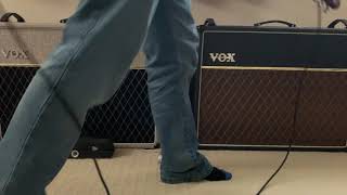 Video thumbnail for Vox AC30 CC2X vs TBX by bhm1712