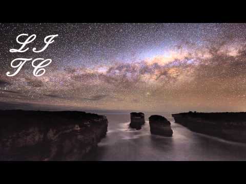 Julia Losfelt : Away