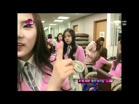 110505 A Pink at the M! Countdown backstage room