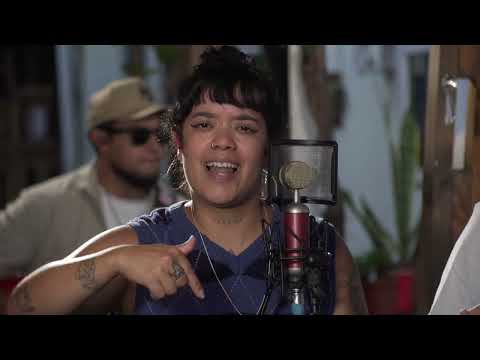 CASA BUGAMBILIA - ZITA ZOE Y LOS BUCKETS  |  Not cool - Miedo - No va a volver