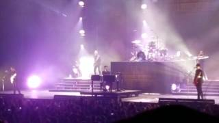 Panic at the Disco - Movin&#39; Out (Anthony&#39;s Song) - 3/11/17 Allstate Arena