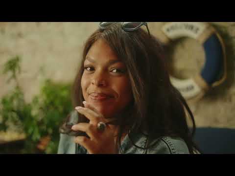 My first videoclip for ‘Ya te avise’ by Nathalie Solar Lago. Visuals by @ByRez