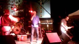 Guided By Voices, &quot; Tractor Rape Chain&quot;