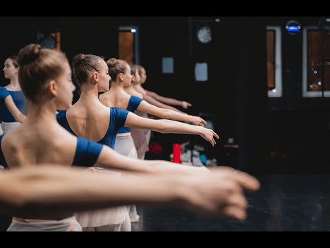 Hungarian Dance University Application 2023 / 2