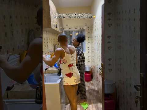 😂 stop wearing my clothes