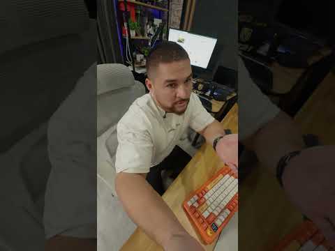 Мастер ПК по вызову собирает компьютер