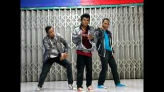 preview picture of video 'HL2J Dance Crew'