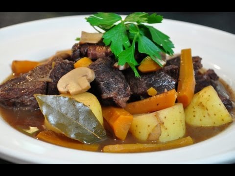 cooking recipe: beef bourguignon