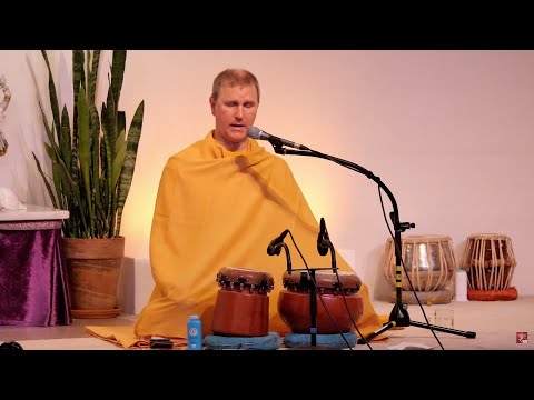Samstagabendsatsang mit Ananta - Yoga Vidya Live, 15.04.2023, 20:00 Uhr