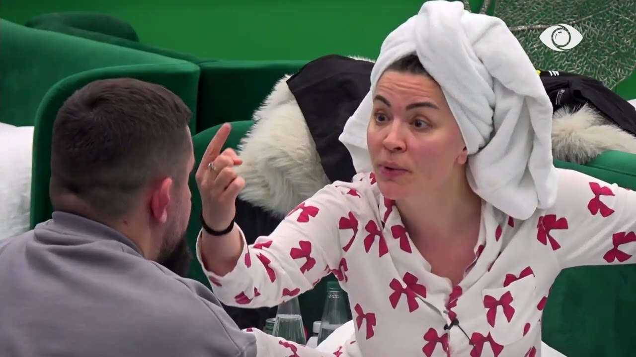 “Pse nuk u çove t’i thoje G Banit…”/ Indriti diskuton me Rozanën: Pse nuk fole kur prishën dasmën…