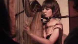 Joanna Newsom  - En Gallop (11-22-04)