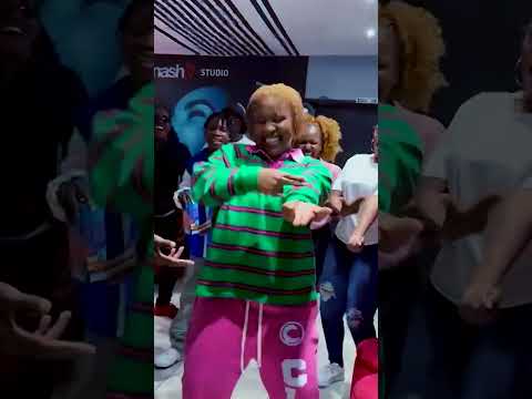 Raymer - Waina (Official Visualiser)