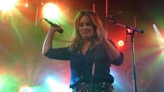 Lucie Silvas - Breathe In (HD) - Canada Square Park - 23.07.17