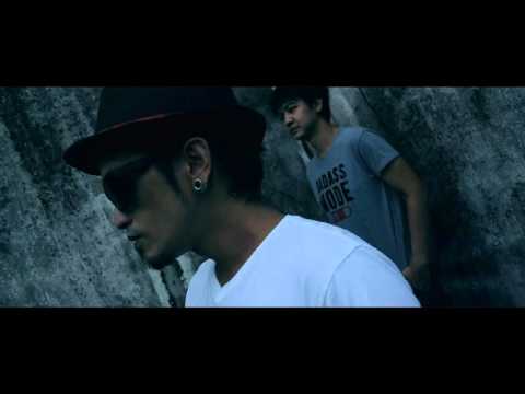 Holden 27 - Castle of Loneliness