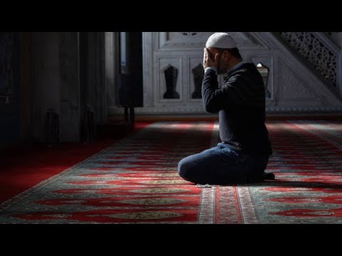 Cili është gjykimi i fshirjes së fytyrës me duar pas namazit? - Dr. Imam Ahmed Kalaja