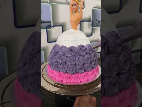 DOLL CAKE | chocolate cake with chocolate lovers