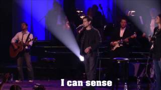 Tu Estas Aqui - Jesus Adrian Romero feat. Marcela Gandara (English Subtitles)