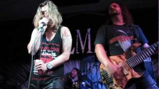 Breath - Almah (Sebastian Bar - Campinas-SP) 30/10/11 HD