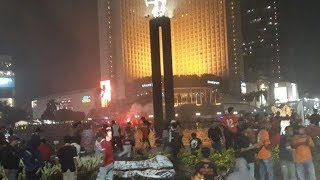 The Jakmania Rayakan Kemenangan Persija di Bundaran HI