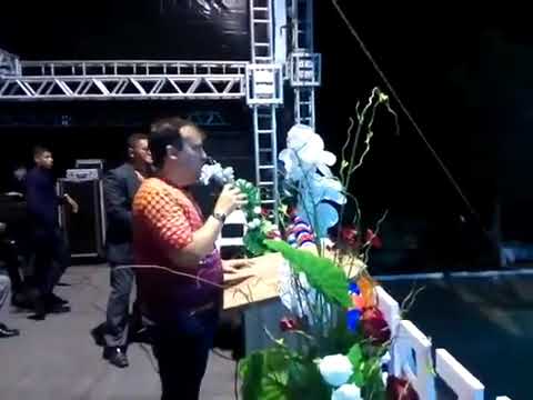 O Prefeito Wilson Filho dando os Agradecimentos do Dia do Evangélico em Rodolfo Fernandes - RN.