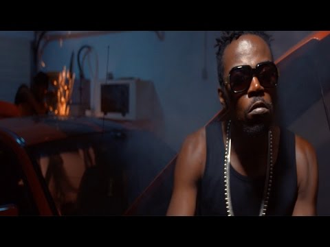 Kwaw Kese Ft. TeePhlow & Obrafour - Swedru Agona (Official Video)