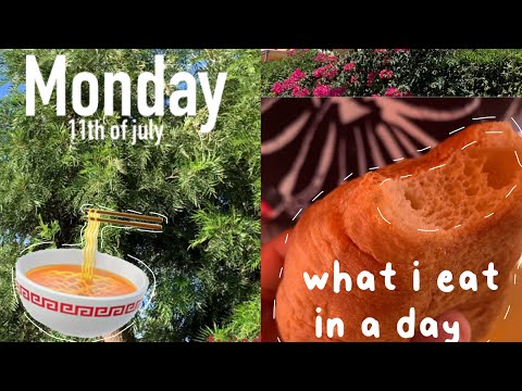What i eat in a day ☁️🥧 |tw:ed|