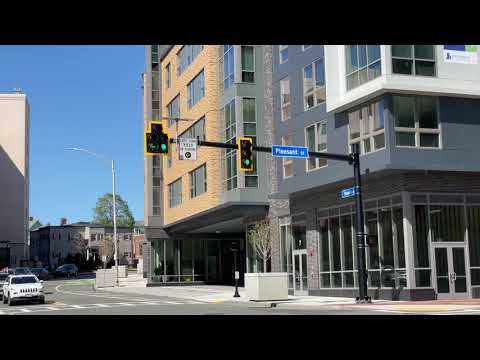 Flashing yellow arrow Doghouse - Malden MA