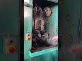 Riproduci video