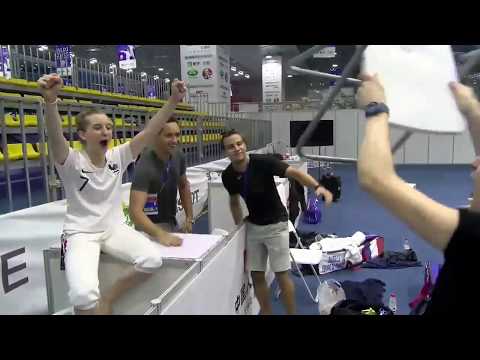 Chanson pour le groupe du sabre par Tom Seitz et Maxence Lambert