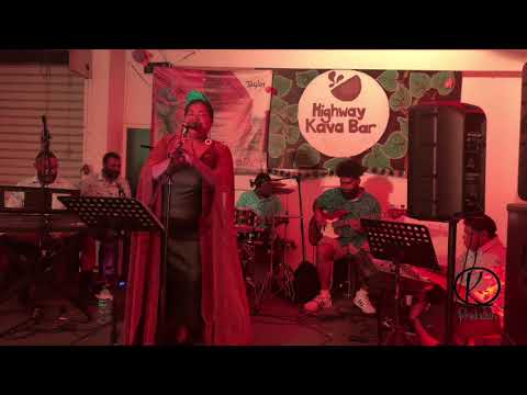 Aggie Vakaloloma and the sessions