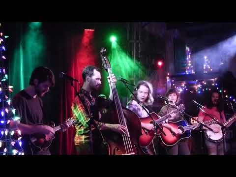 Billy Strings w Lindsay Lou w Molly Tuttle "You're Gonna"