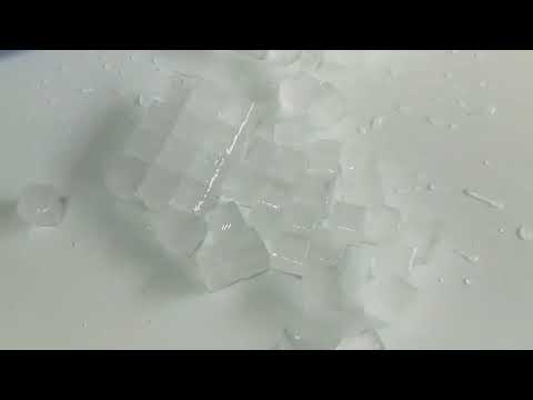 Форма для льда 160 мини-кубиков (1 см) - идеально для бутылок, шейкеров и айс-кофе, силикон, синий - фото 1 - id-p3003679334