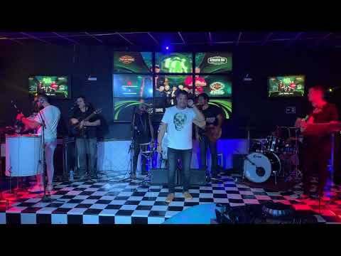 Grupo Coisa Certa ao vivo