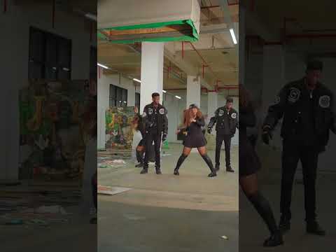 Amapiano Dance Moves 🔥🕺🏽💃🏽🔥 SUBSCRIBE For More | @Bontle @Robot_Boii