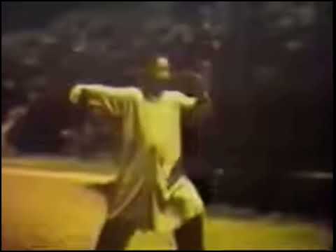 Rare video Professor Cheng Man Ching demonstrates Tai Chi Short Form