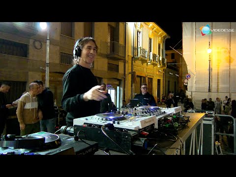 Mario Fargetta a Sulmona, djset a piazza XX Settembre, Pasqua 2024