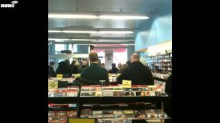The Mommyheads - Helsinki record store -  Another Crowed House
